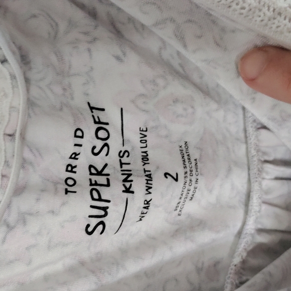 Plus size tube top - Picture 3 of 4